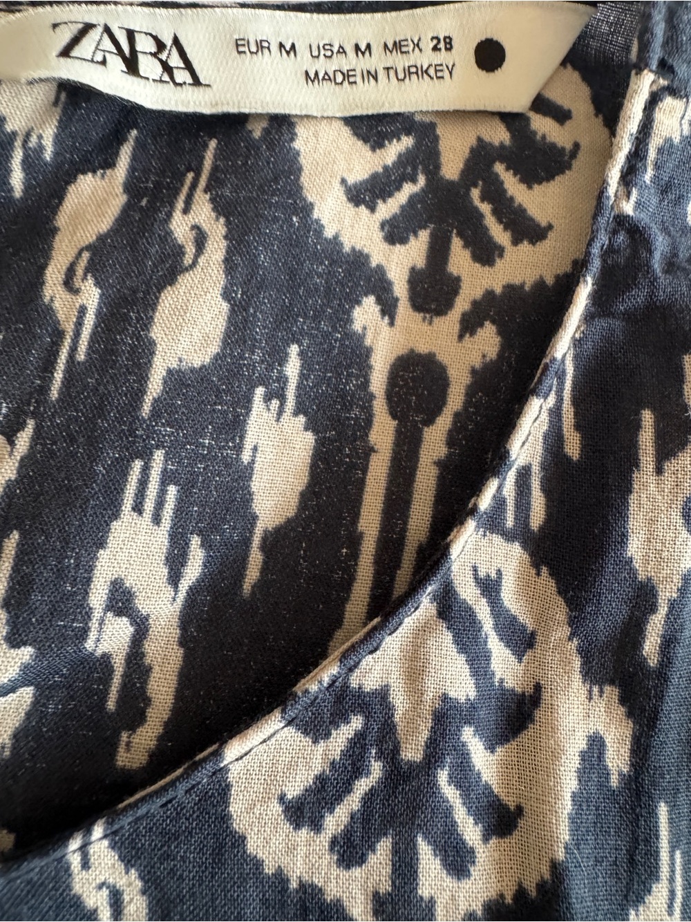 🛍️SALE🛍️ Zara Navy & Beige Ikat-Print Crop Top & Wide-Leg Pants SET (2 Pieces) - Picture 5 of 13